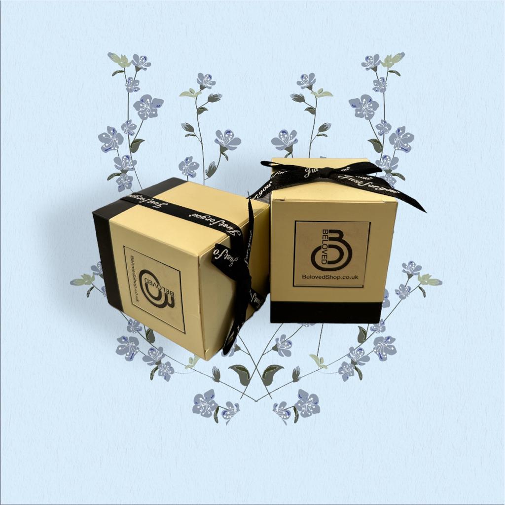 Gifted Scented Candle with Wooden lid
