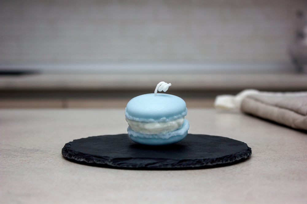Macaroon Candle