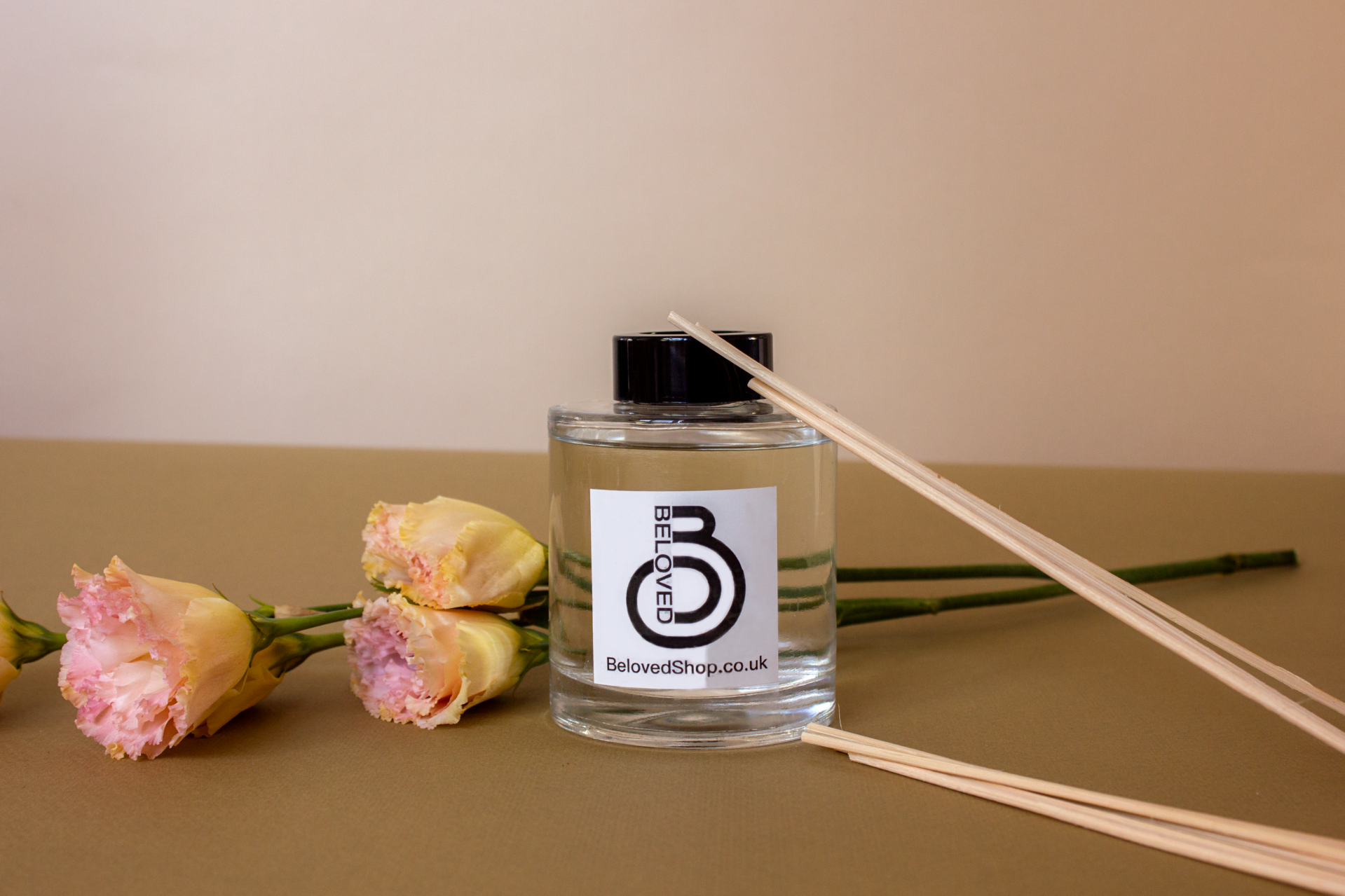 Black & White Reed Diffuser 200 ml